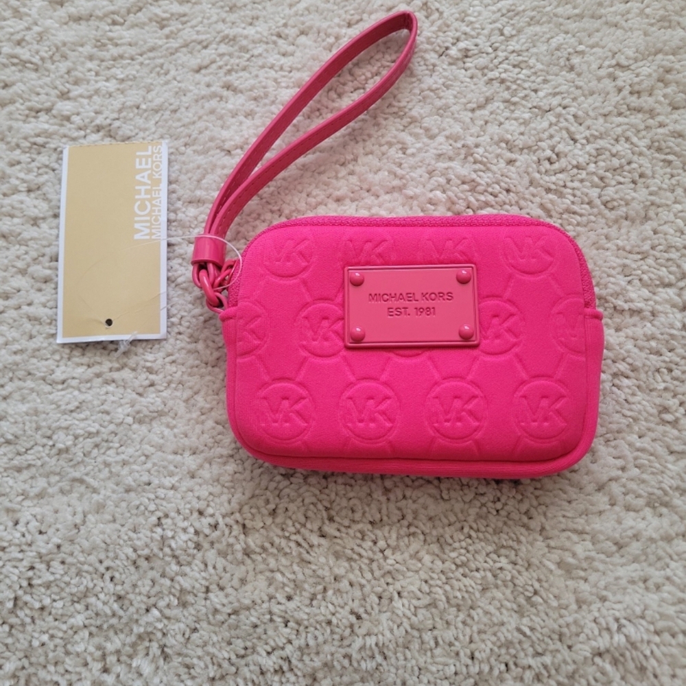 NWT!! Michael Kors Pink Wristlet